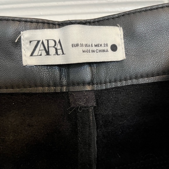 Black faux leather jeans - Picture 7 of 7